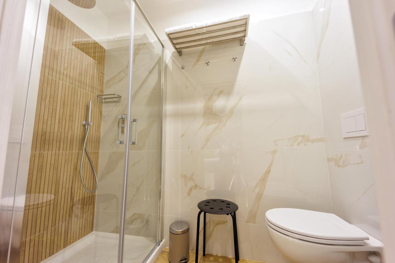 Live Suite Napoli Exterior foto